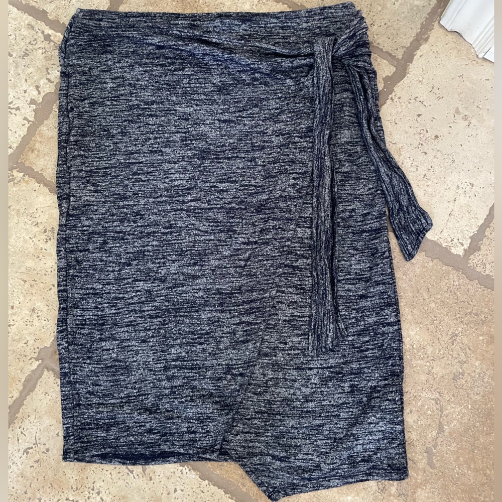 Gap EUC knit skirt